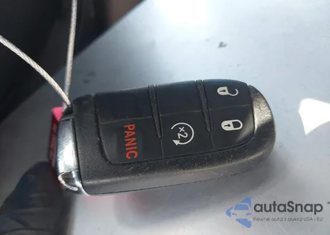 2018 Jeep Compass Altitude Fwd z USA, uszkodzony, nr VIN 3C4NJCBB8JT494129